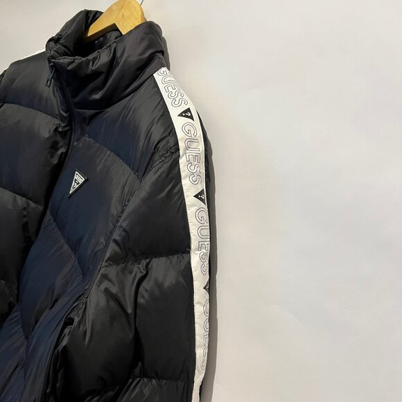Guess Puffer Jacket Size XL Authentic New without tag - Picture 2 of 4